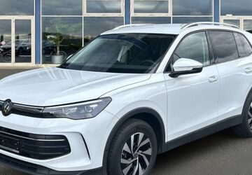 VW Tiguan 11.219 km 31.450 &euro; Herborn 35745