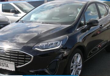 Ford Fiesta 43.100 km 16.590 &euro; Mittenaar 35756