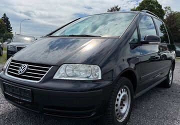 VW Sharan 223.000 km 2.499 &euro; Laubach 35321