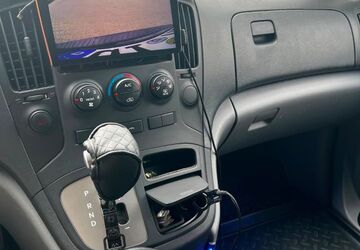Hyundai H-1 Starex 234.121 km 8.490 &euro; Gießen 35396