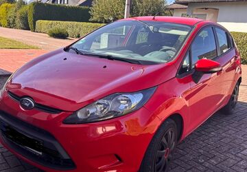 Ford Fiesta 127.000 km 2.950 &euro; Löhnberg 35792