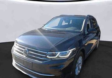 VW Tiguan 41.300 km 24.880 &euro; Asslar 35614