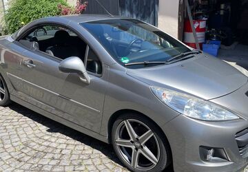 Peugeot 207 148.000 km 3.999 &euro; Asslar 35614