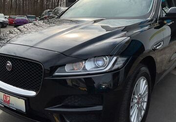 Jaguar F-Pace 151.413 km 15.990 &euro; Giessen 35394