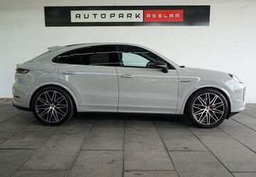 Porsche Cayenne 8.620 km 118.800 &euro; Asslar 35614